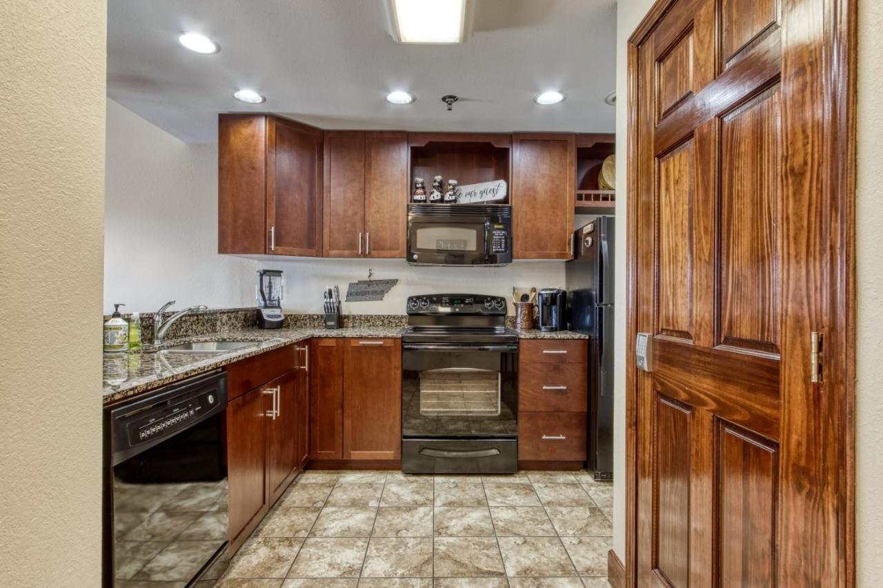 Gorgeous 2Bd 2Bth Condo With Mountain Views Pool Hot Tub Game Room Close To Parkway Pigeon Forge Ngoại thất bức ảnh