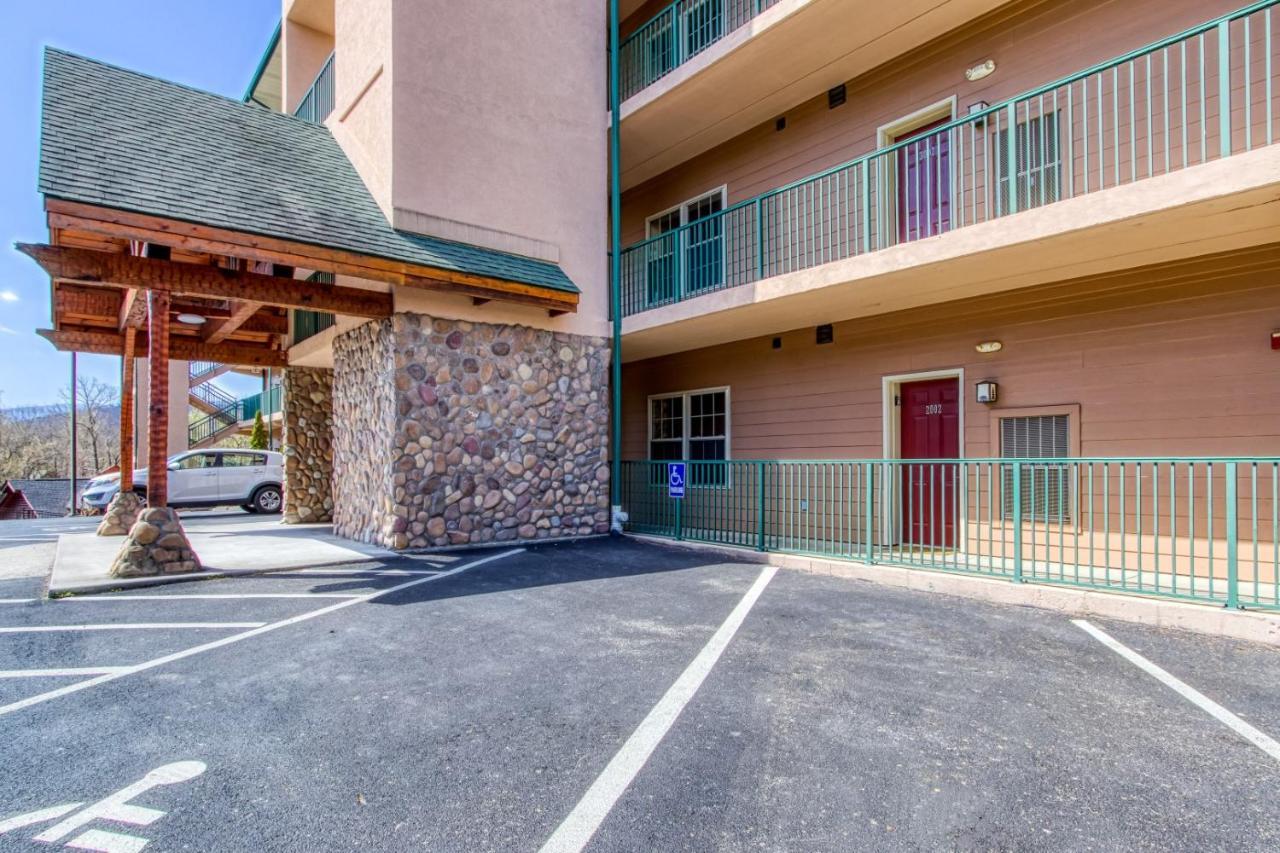 Gorgeous 2Bd 2Bth Condo With Mountain Views Pool Hot Tub Game Room Close To Parkway Pigeon Forge Ngoại thất bức ảnh