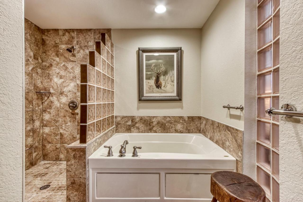 Gorgeous 2Bd 2Bth Condo With Mountain Views Pool Hot Tub Game Room Close To Parkway Pigeon Forge Ngoại thất bức ảnh